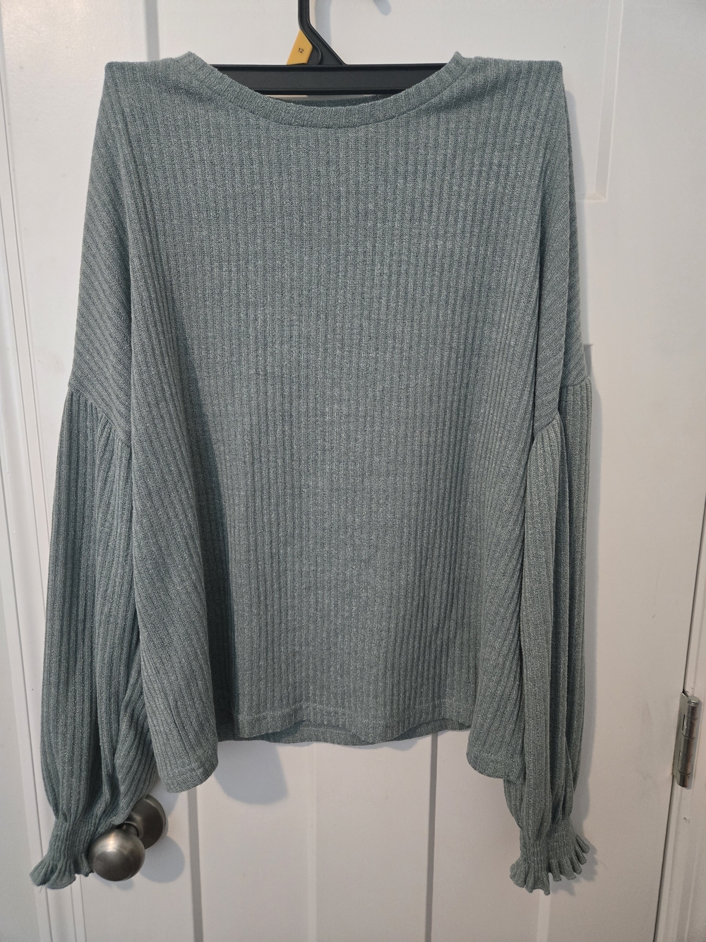 Women's Ribbed Balloon Sleeve Pullover Sweater - Sage